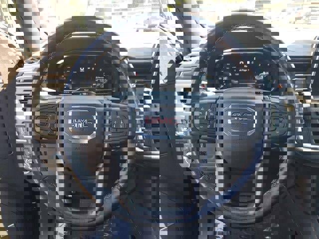 Used 2022 GMC Yukon AT4 image 20