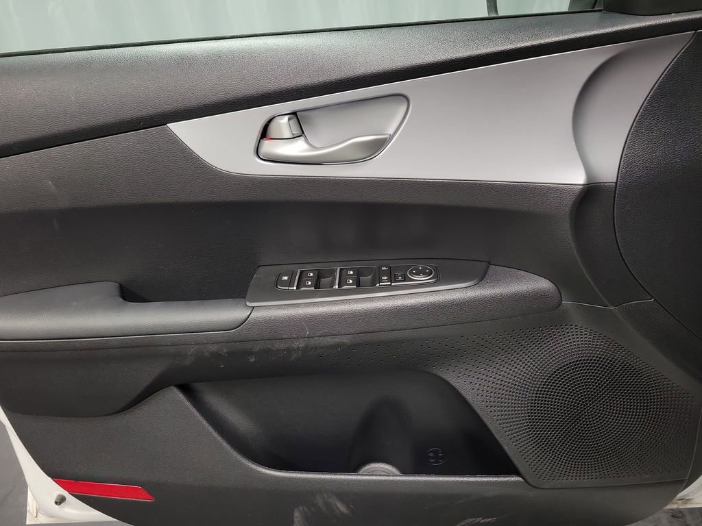 Used 2024 Kia Forte LXS image 21