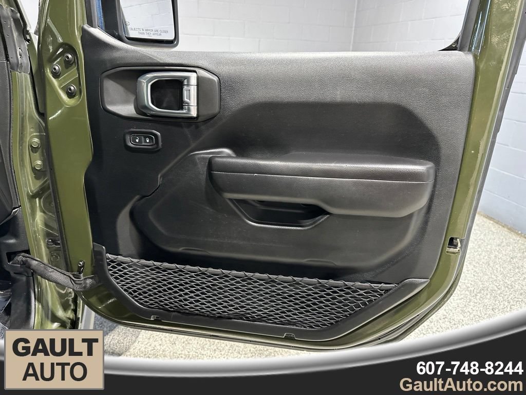 Used 2021 Jeep Wrangler Rubicon AWD/4WD image 12