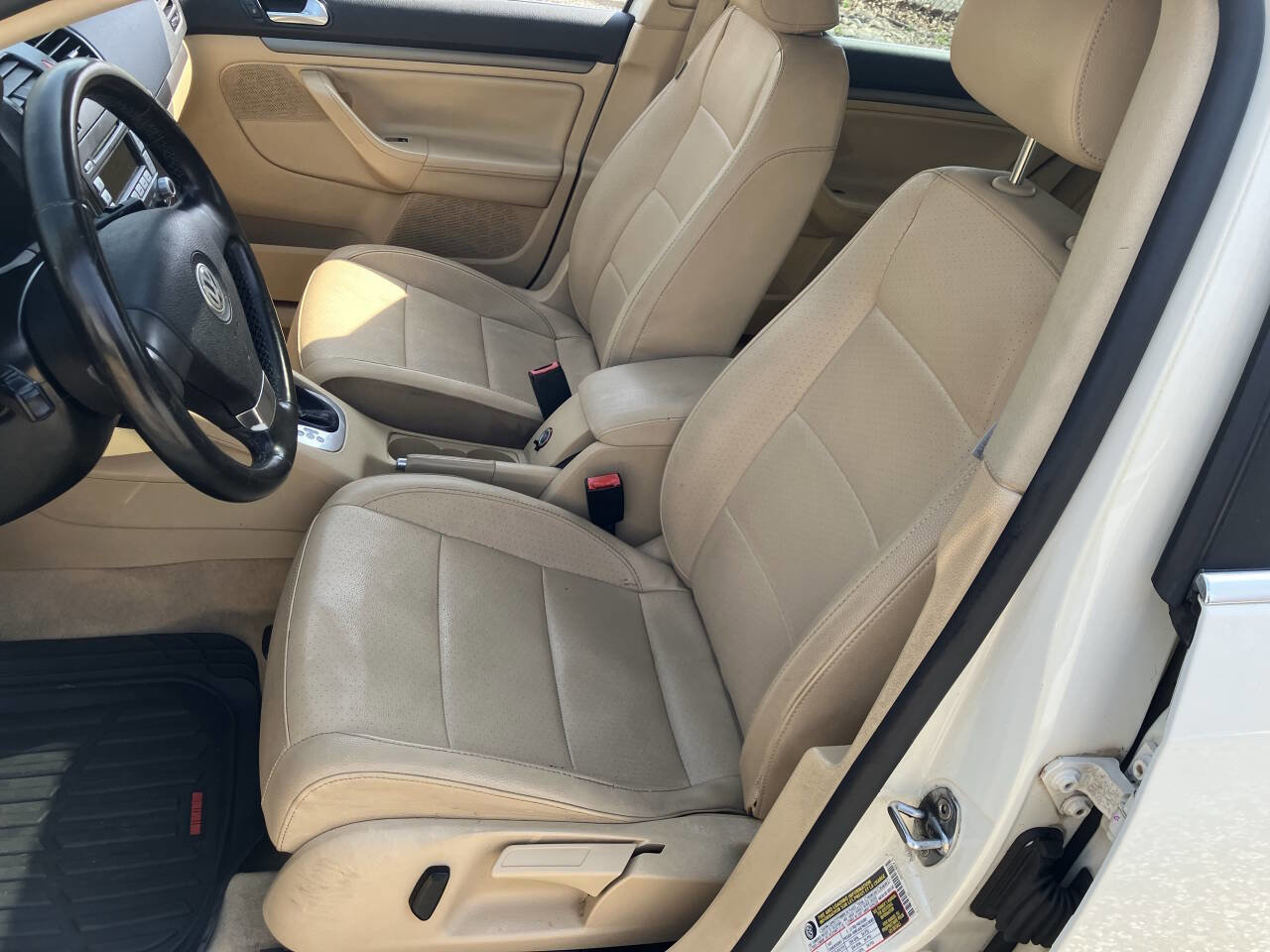 Used 2008 Volkswagen Jetta SE image 25