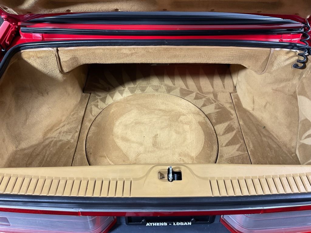 Used 1988 Cadillac Allante image 12