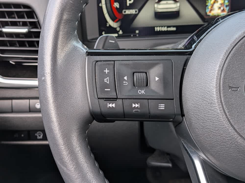 Used 2024 Nissan Rogue SL w/ SL Premium Package AWD/4WD image 31