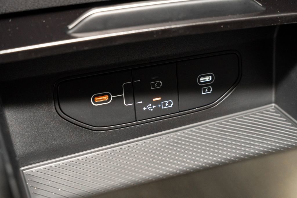 New 2026 Kia Sportage LX image 15