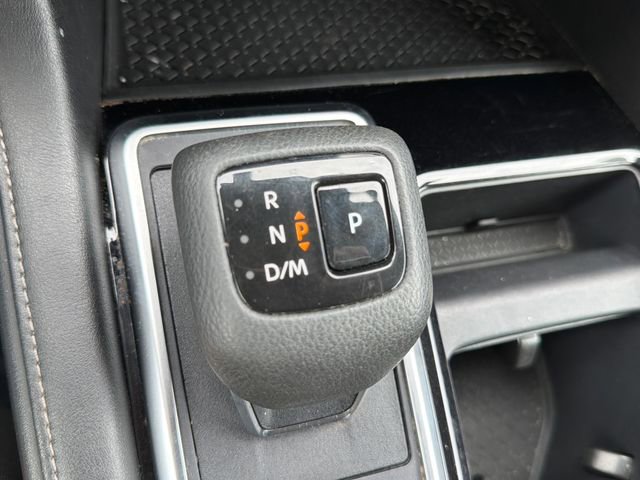 Used 2024 Nissan Pathfinder SV AWD/4WD image 24