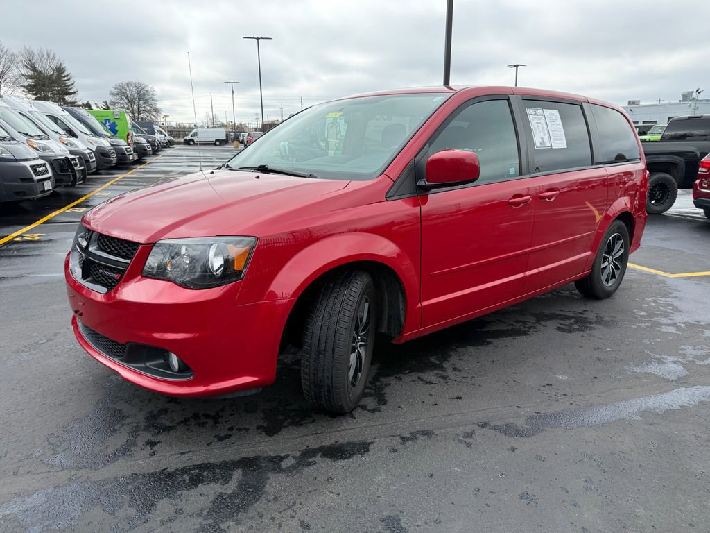 Used 2016 Dodge Grand Caravan SXT image 3