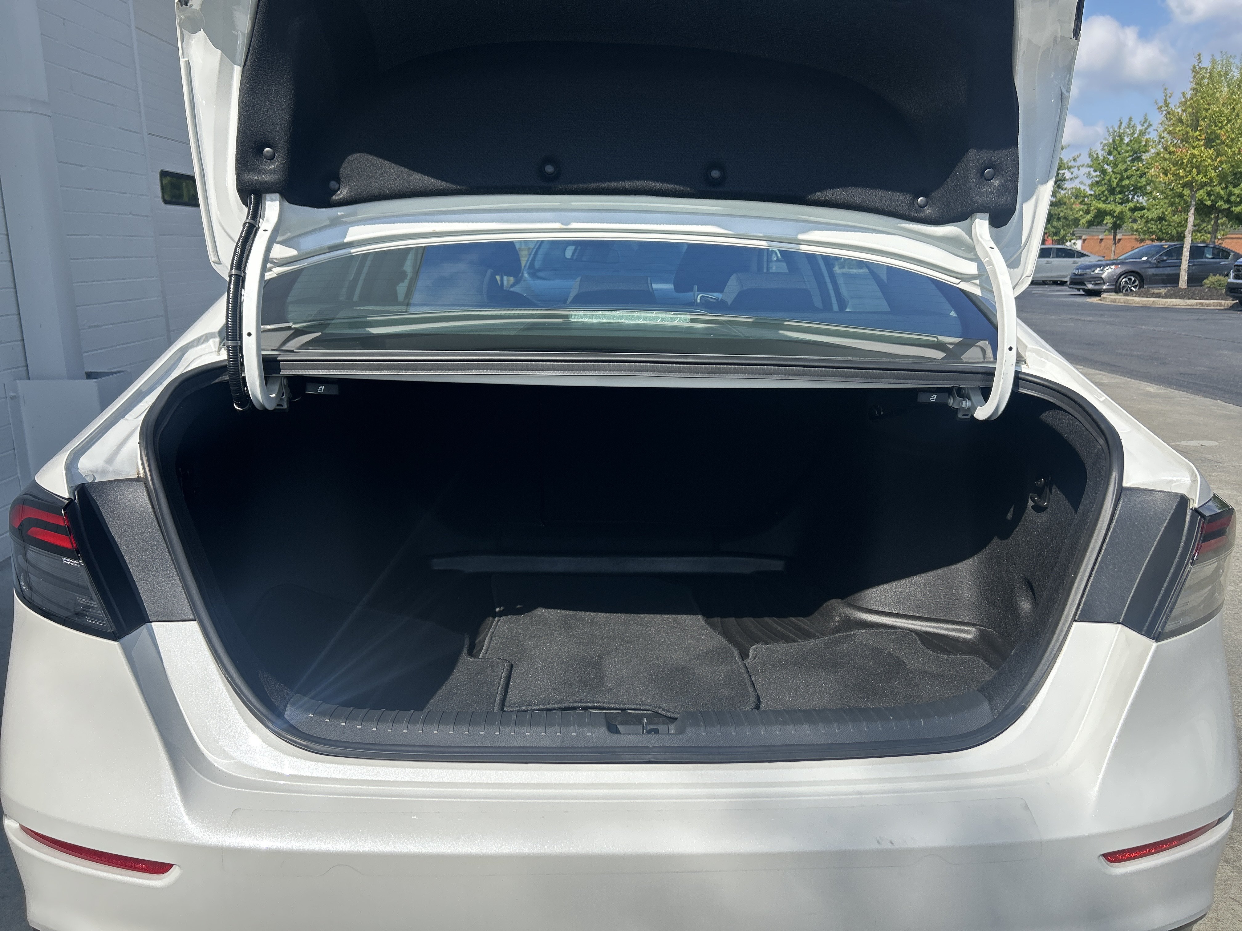 Used 2024 Honda Accord EX image 30