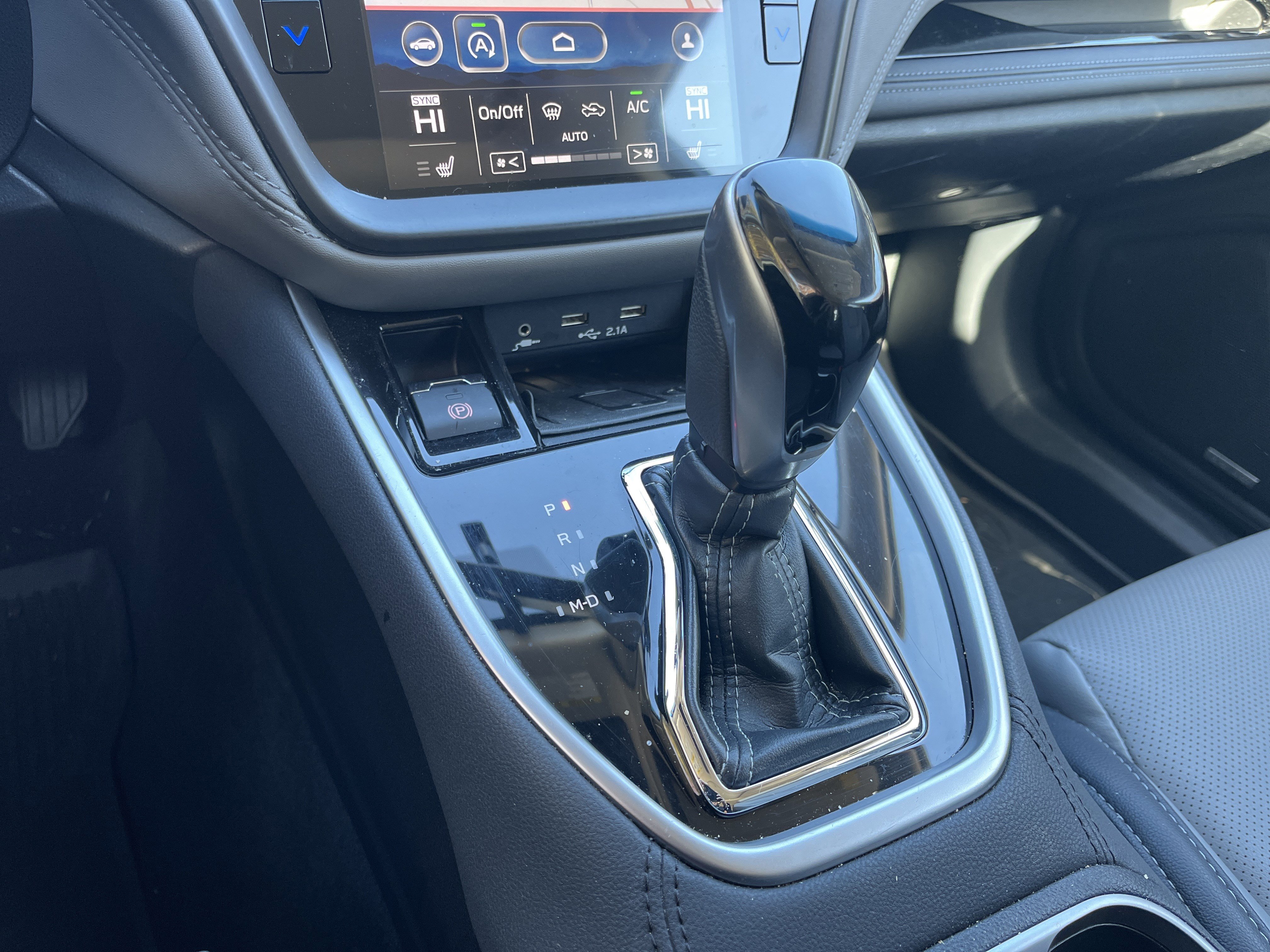 Used 2022 Subaru Outback Limited image 9