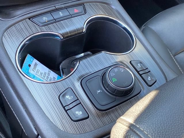 Certified 2023 GMC Acadia SLT AWD/4WD image 12