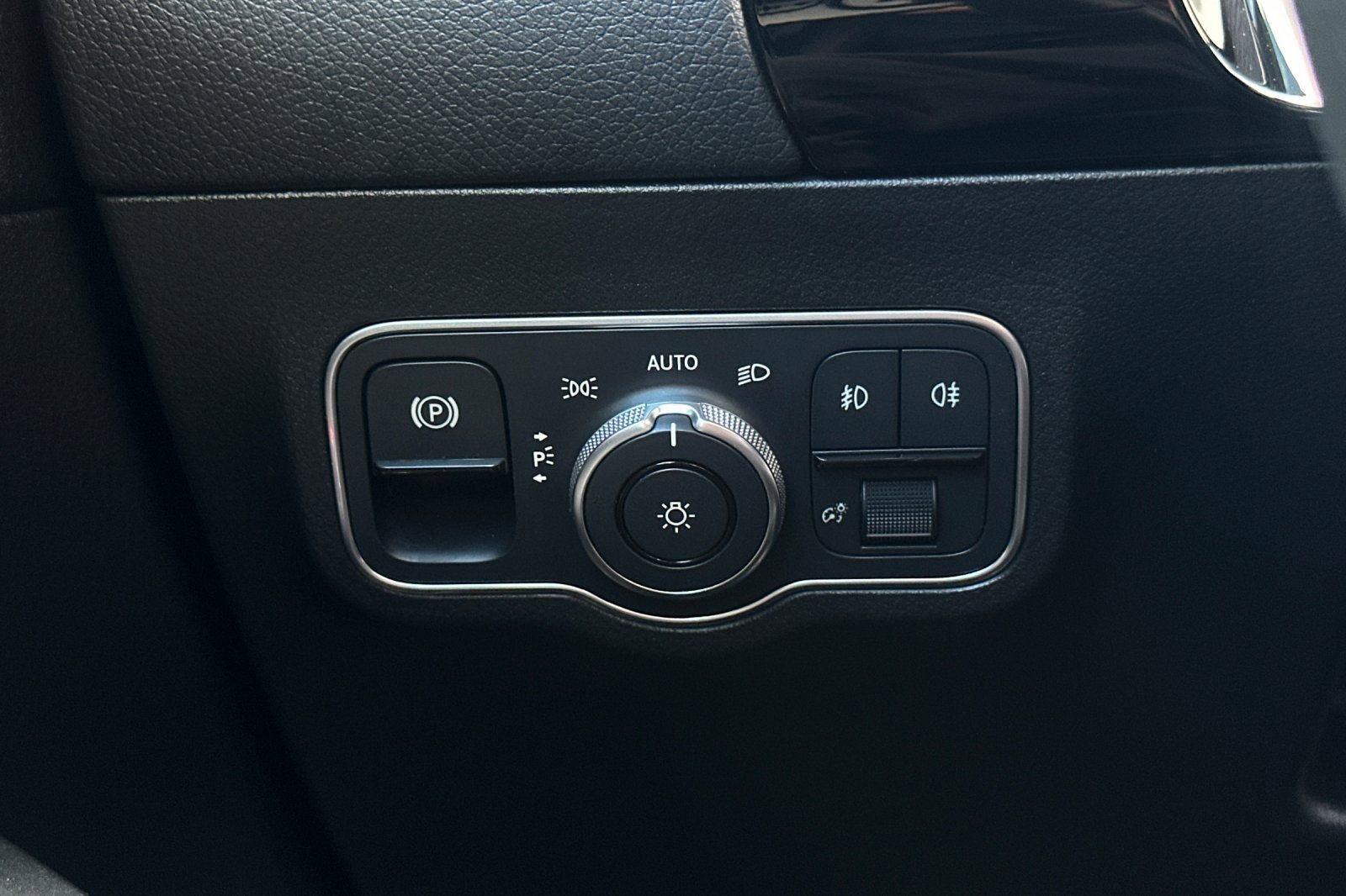 Certified 2022 Mercedes-Benz GLA 250 image 31