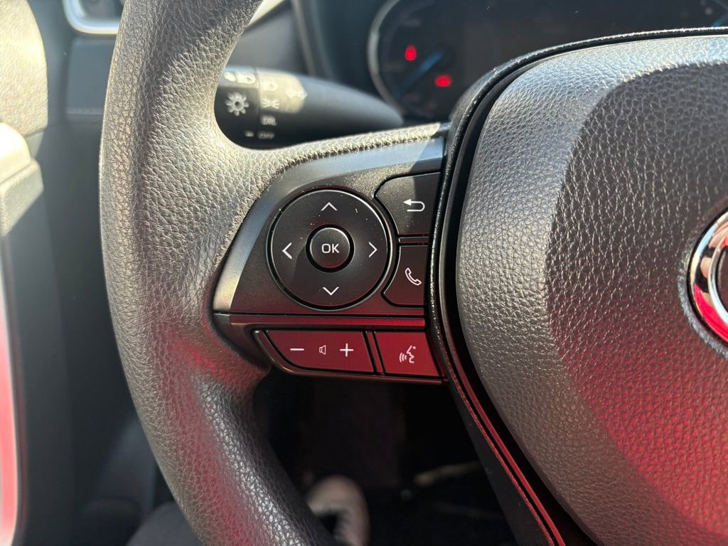 Certified 2025 Toyota RAV4 LE AWD/4WD image 21