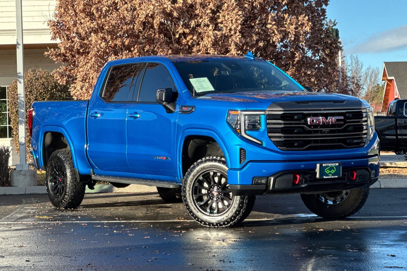 Used 2022 GMC Sierra 1500 AT4X image 2