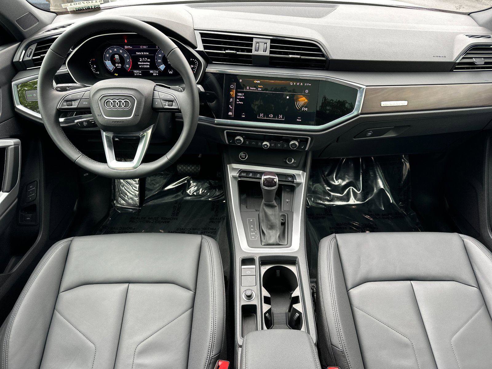 Certified 2025 Audi Q3 2.0T Premium w/ Convenience Package image 13