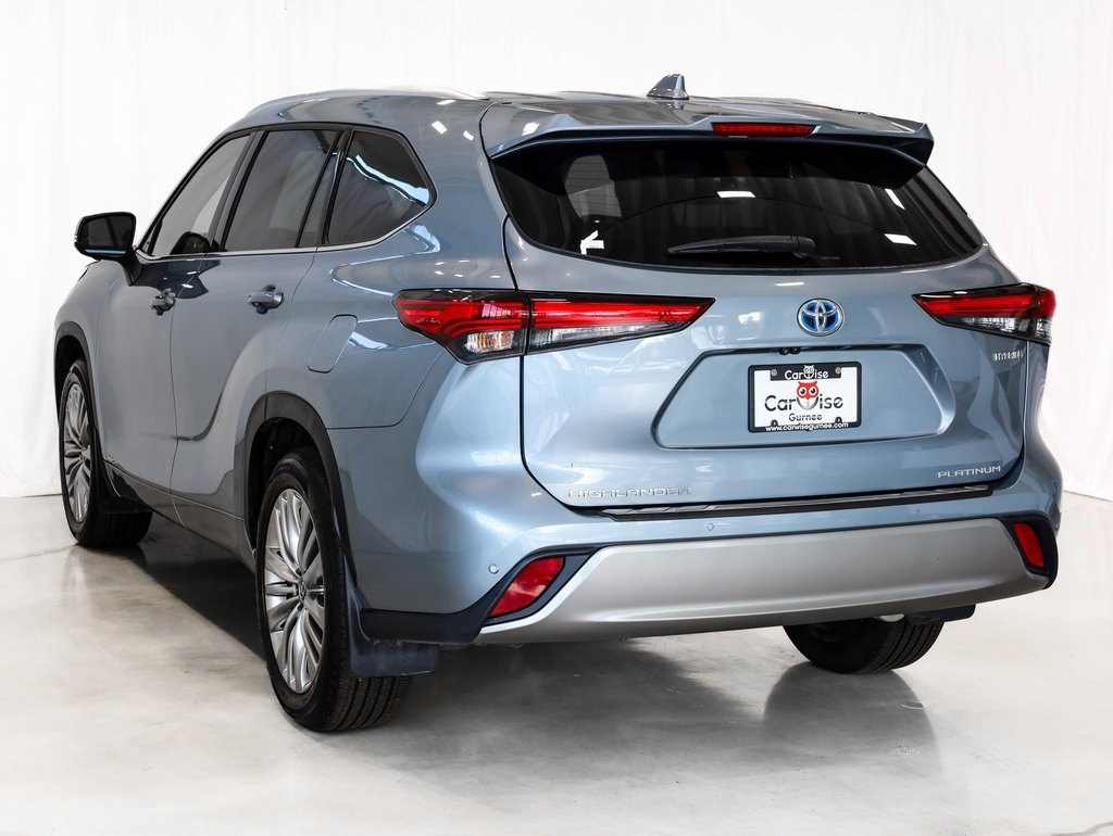 Used 2023 Toyota Highlander Platinum image 4