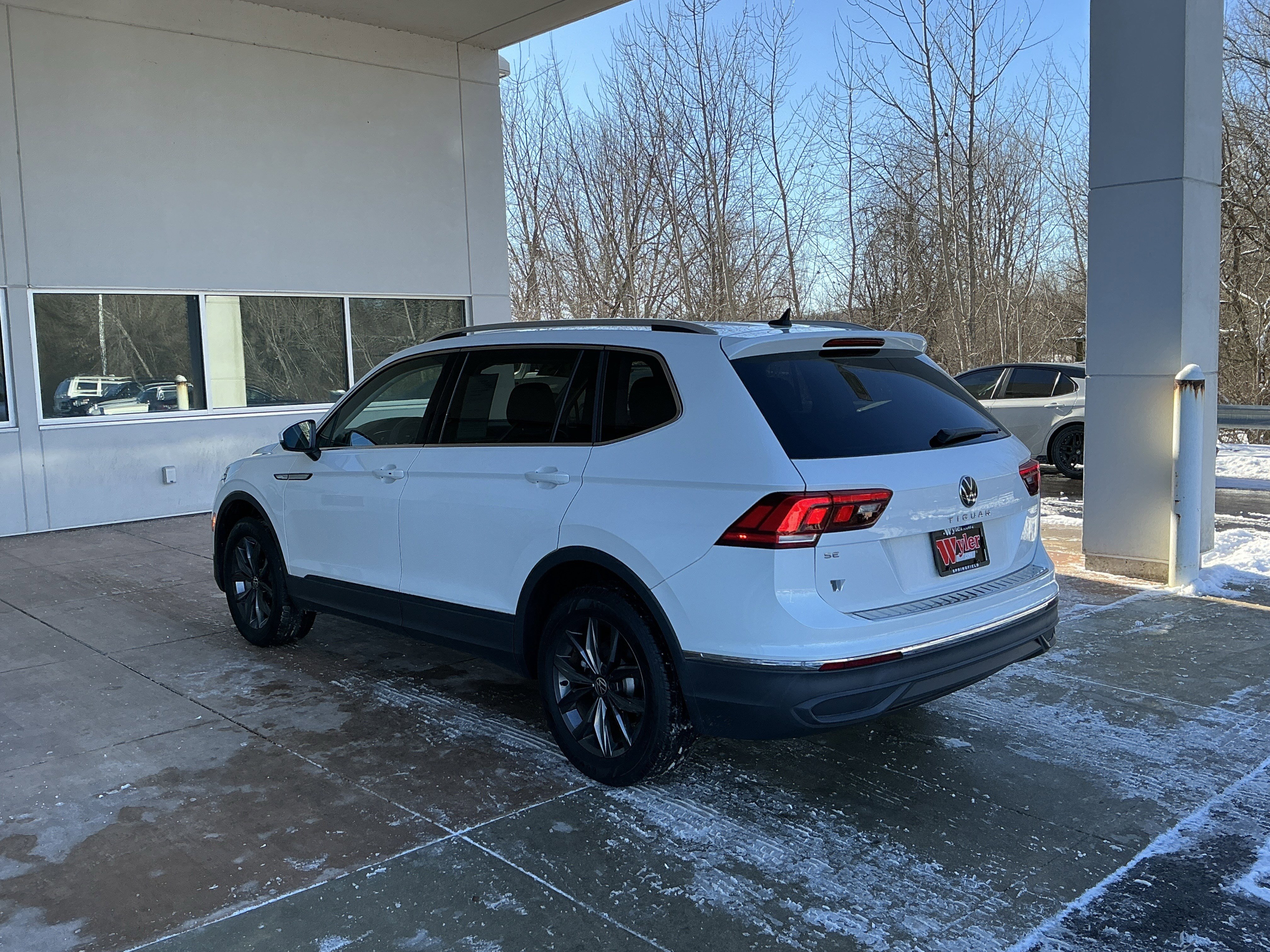 Used 2023 Volkswagen Tiguan SE image 20