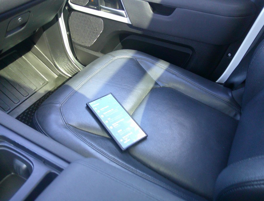 Used 2023 Land Rover Defender 110 S image 79