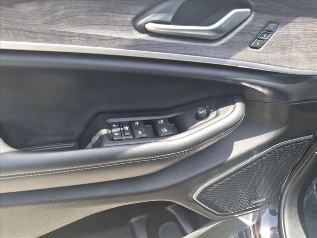 Used 2022 Jeep Grand Cherokee Limited AWD/4WD image 11