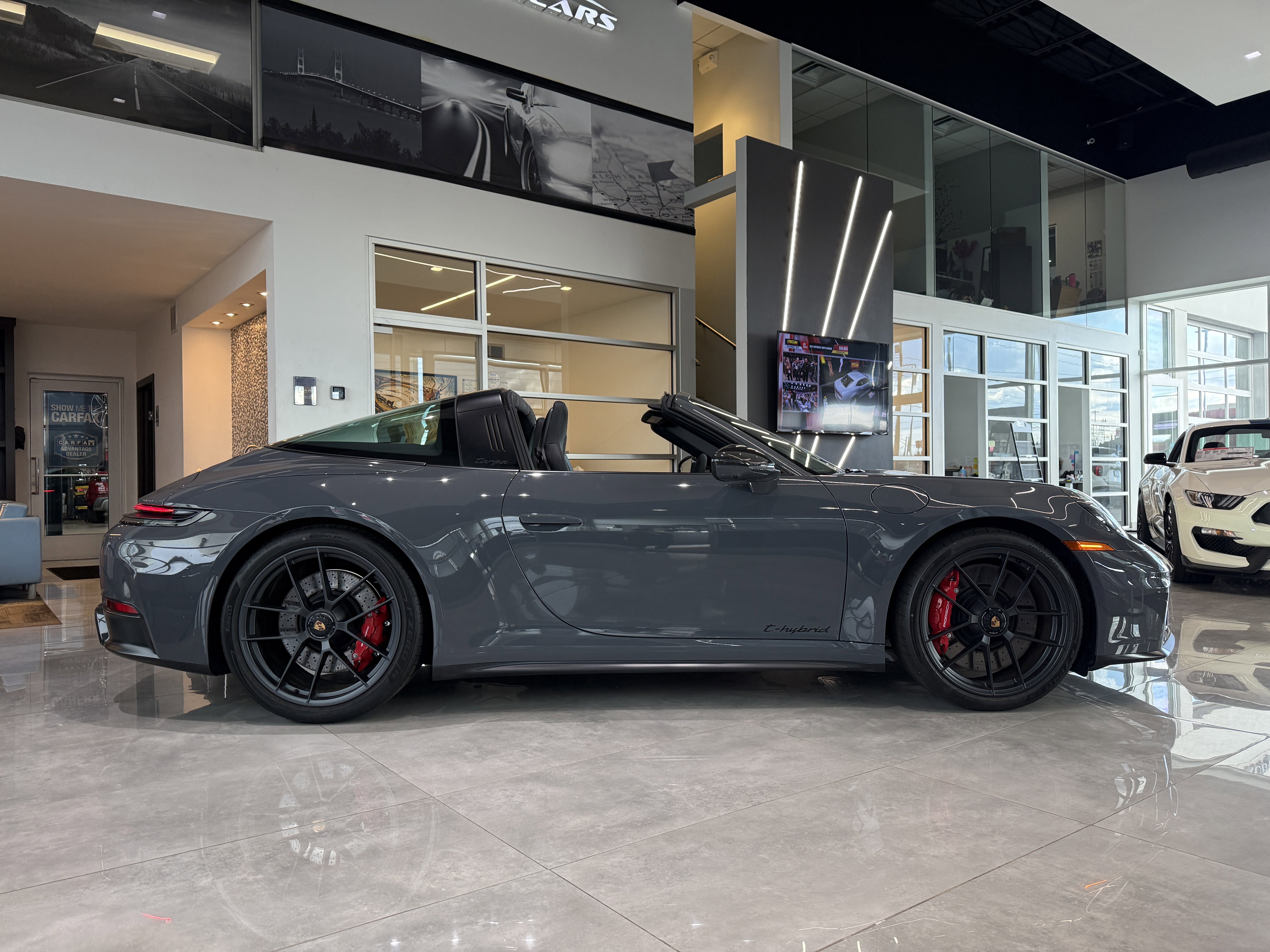 Used 2026 Porsche 911 Targa 4 GTS image 7