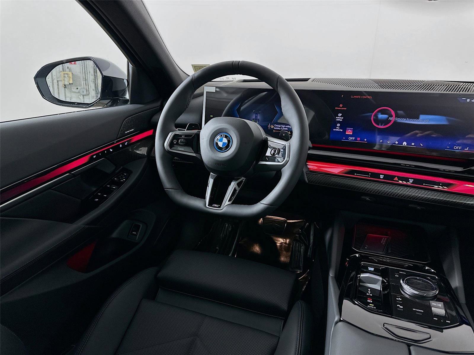 New 2026 BMW 550e xDrive image 24