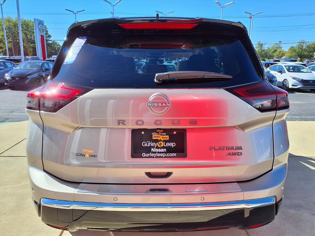 New 2026 Nissan Rogue Platinum image 10