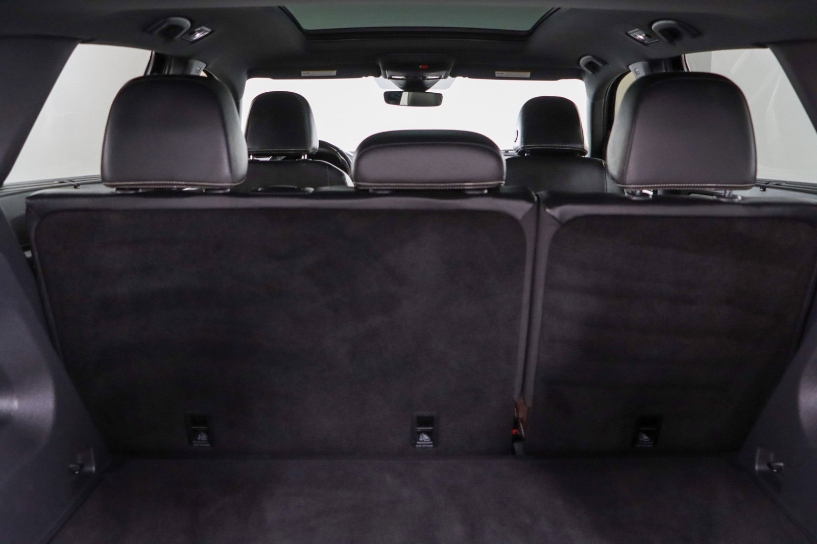 Used 2022 Volkswagen Atlas Cross Sport SEL Premium R-Line image 30