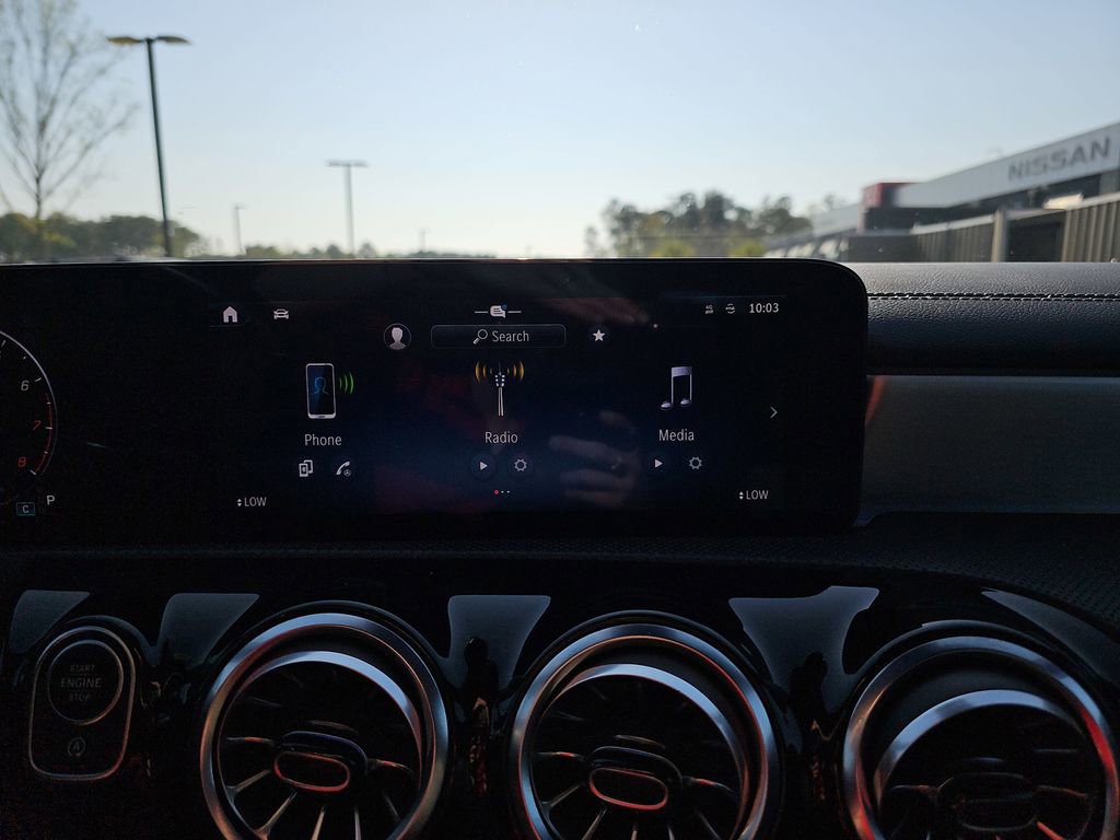 Used 2025 Mercedes-Benz CLA 250 image 25