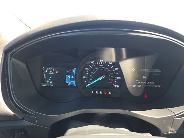 Used 2018 Ford Fusion SE w/ Equipment Group 201A FWD image 11