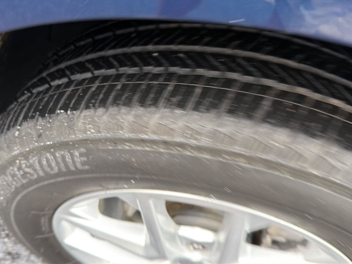 Used 2022 Chevrolet Equinox LS AWD/4WD image 38