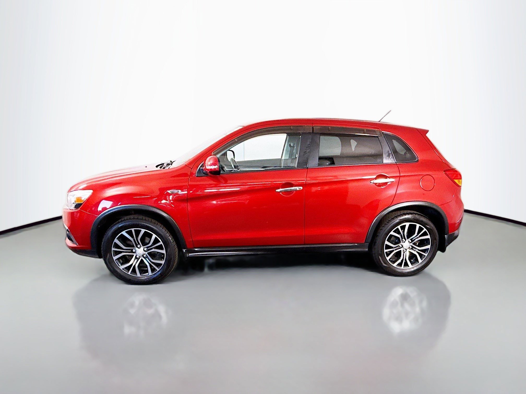 Used 2016 Mitsubishi Outlander Sport ES AWD/4WD image 6