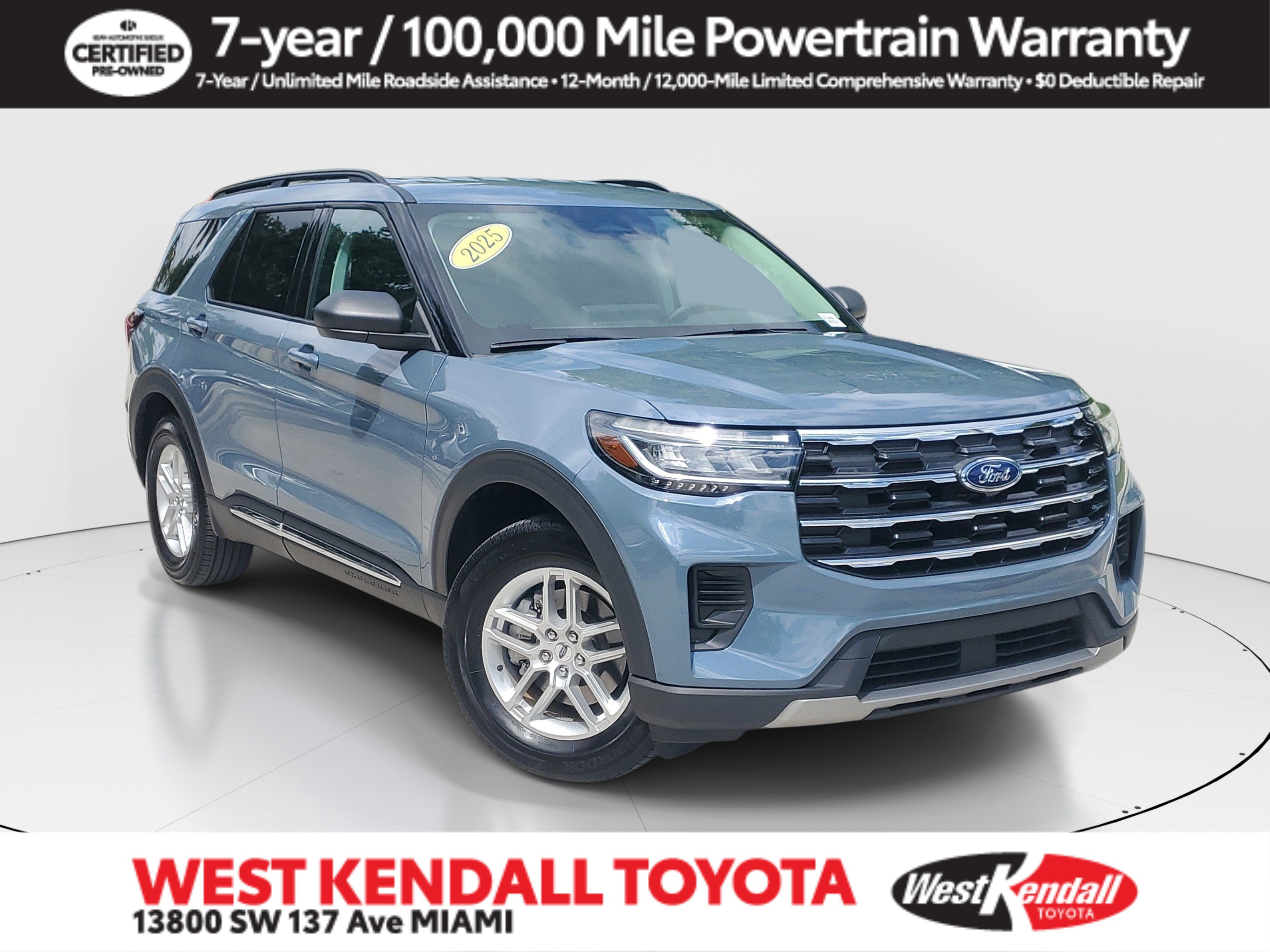 Used 2025 Ford Explorer Active RWD image 1