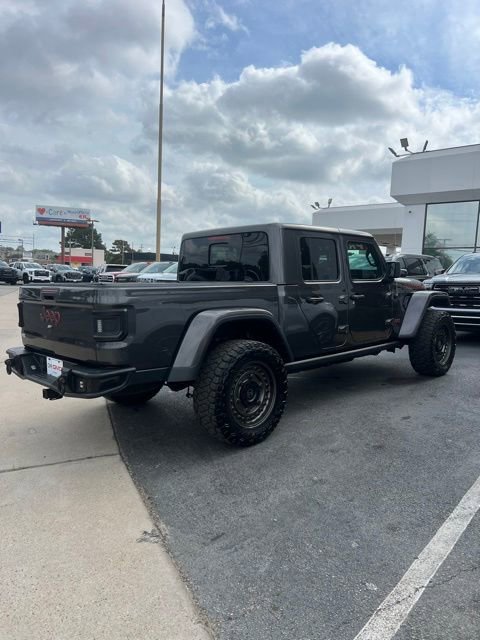 Used 2023 Jeep Gladiator Mojave w/ Cold Weather Group AWD/4WD image 13