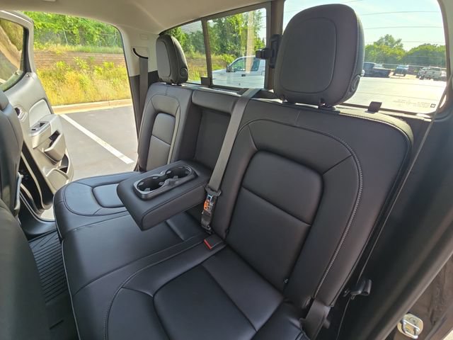 Used 2021 Chevrolet Colorado Z71 w/ Safety Package AWD/4WD image 13