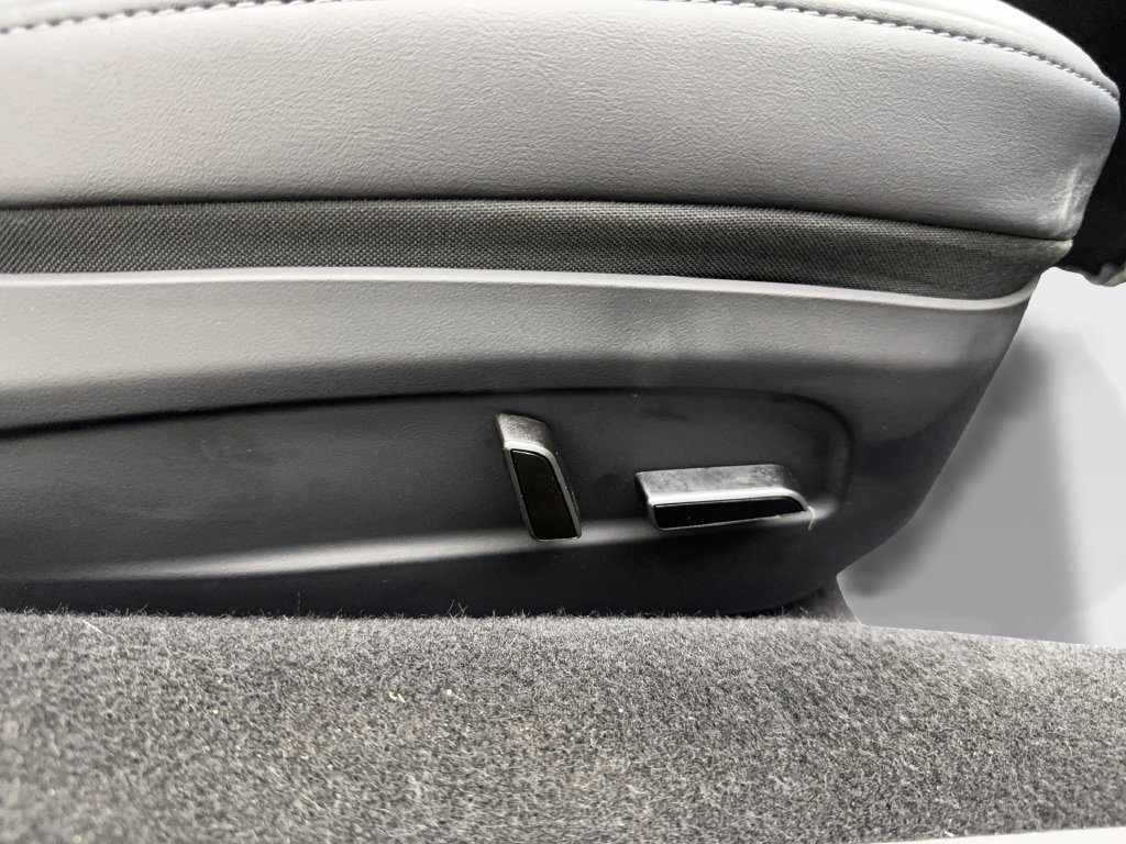 Used 2024 Tesla Model 3 Long Range RWD image 46