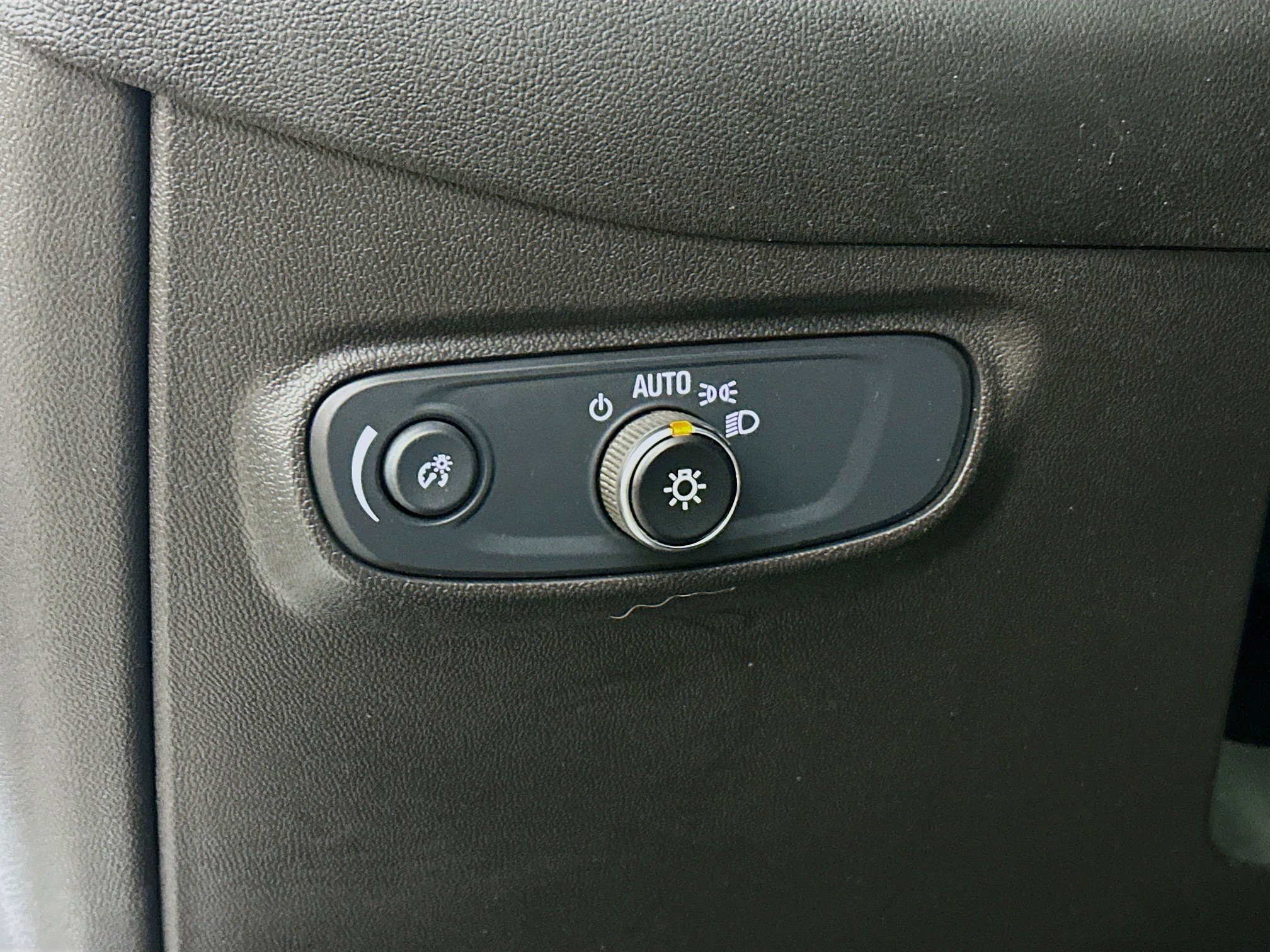 Used 2024 Chevrolet Equinox LT image 10