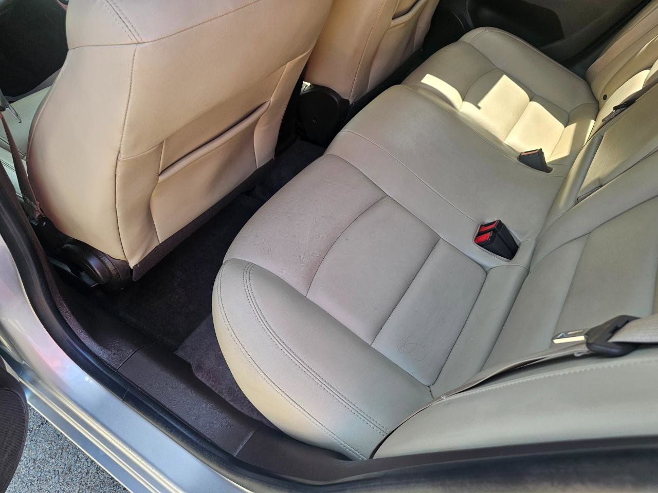 Used 2014 Chevrolet Cruze LT FWD image 23