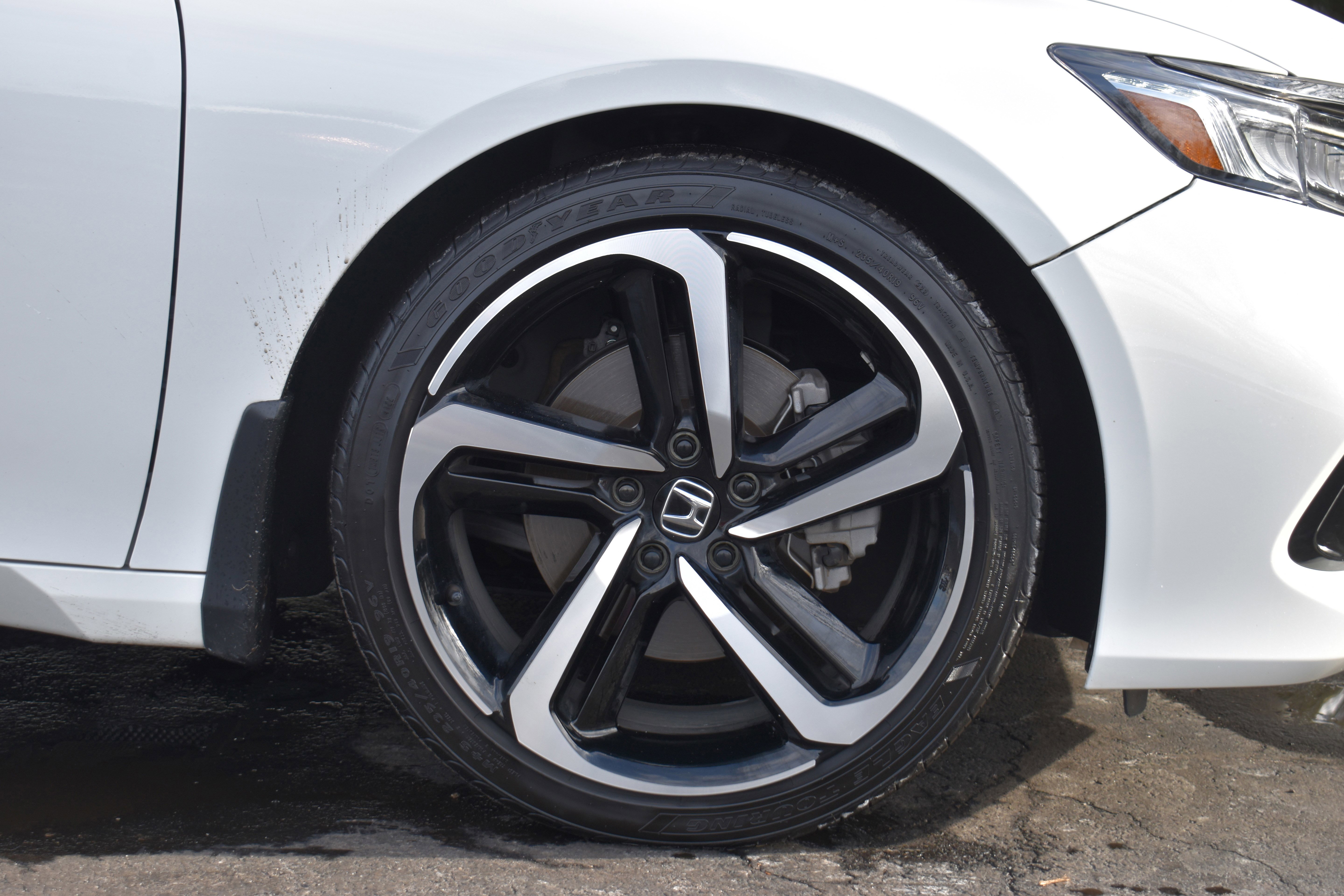 Certified 2022 Honda Accord Sport image 32