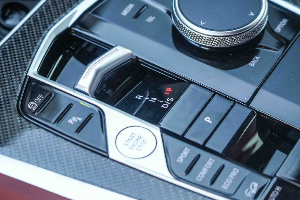 New 2027 BMW X6 M60i AWD/4WD image 20
