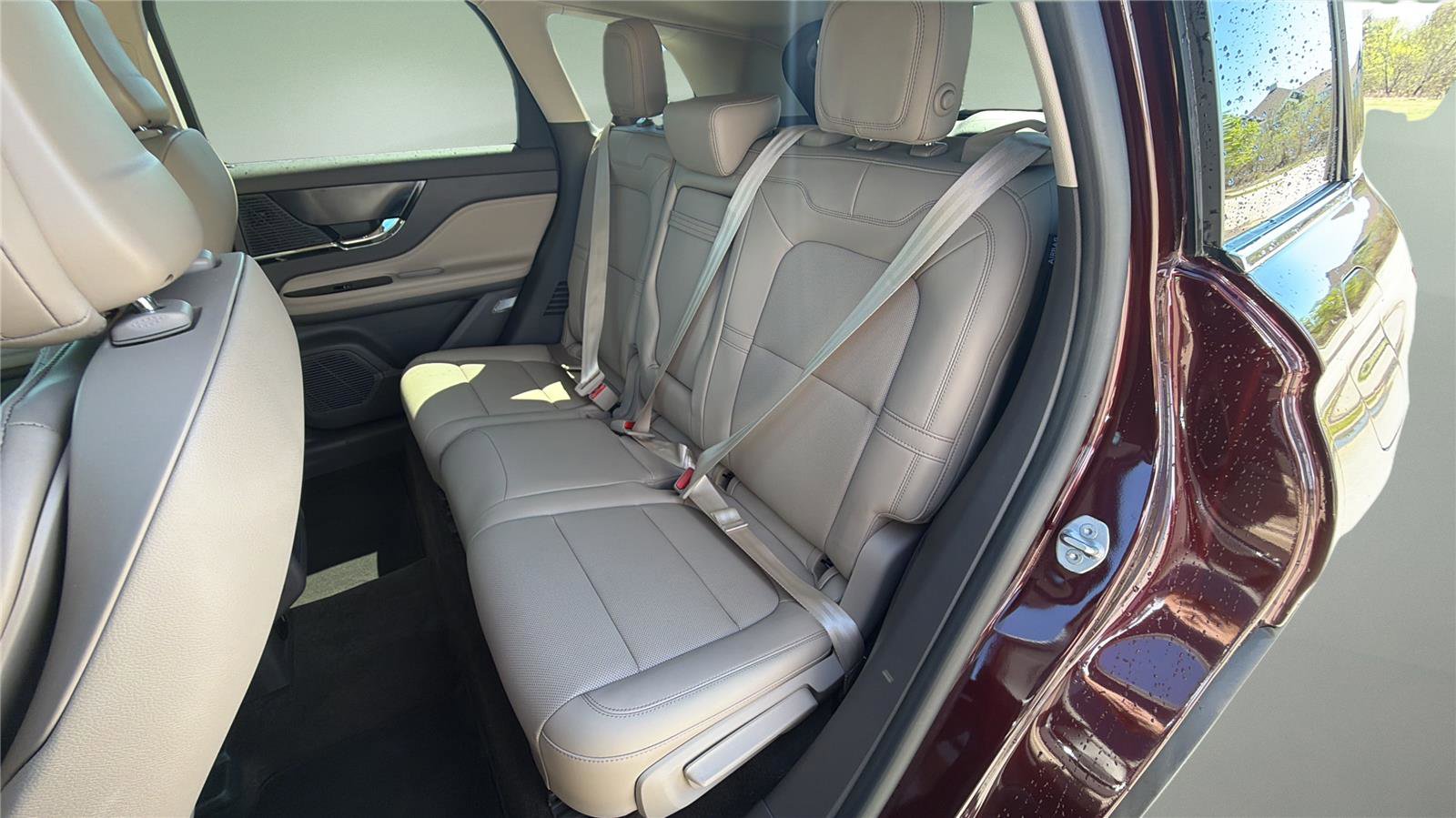 Used 2020 Lincoln Corsair FWD w/ Premium Package image 14