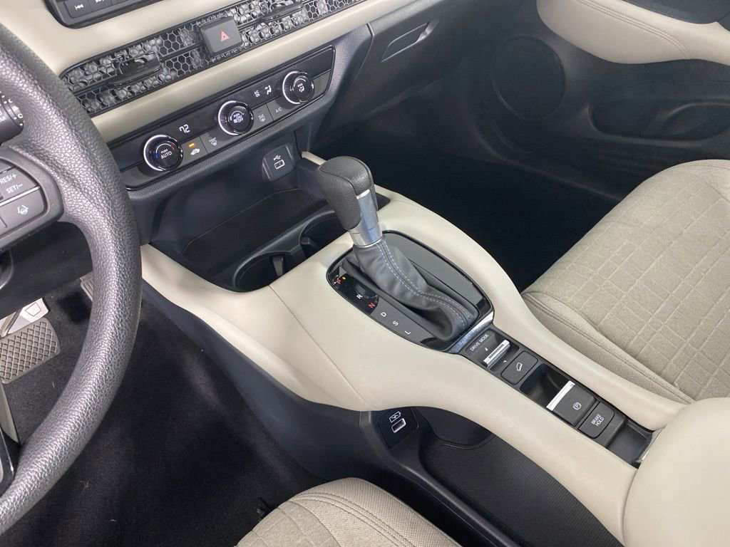 Used 2023 Honda HR-V LX image 22