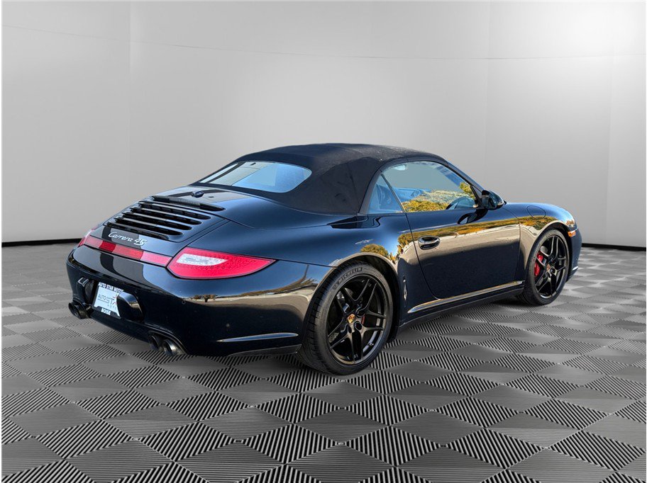 Used 2010 Porsche 911 Carrera 4S image 5