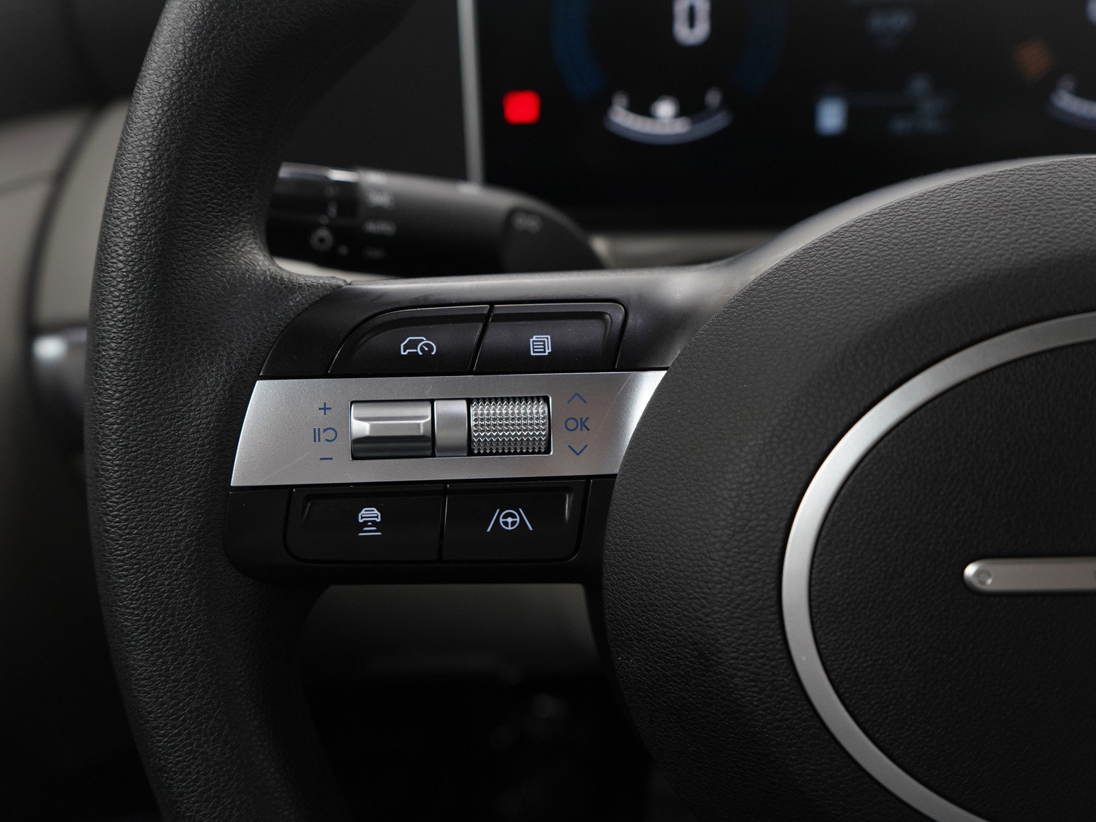 Used 2025 Hyundai Tucson SEL image 25