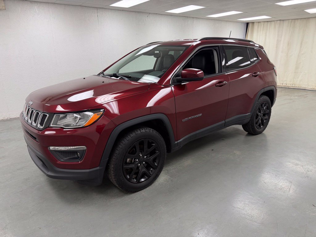 Used 2021 Jeep Compass Latitude w/ Convenience Group AWD/4WD image 1