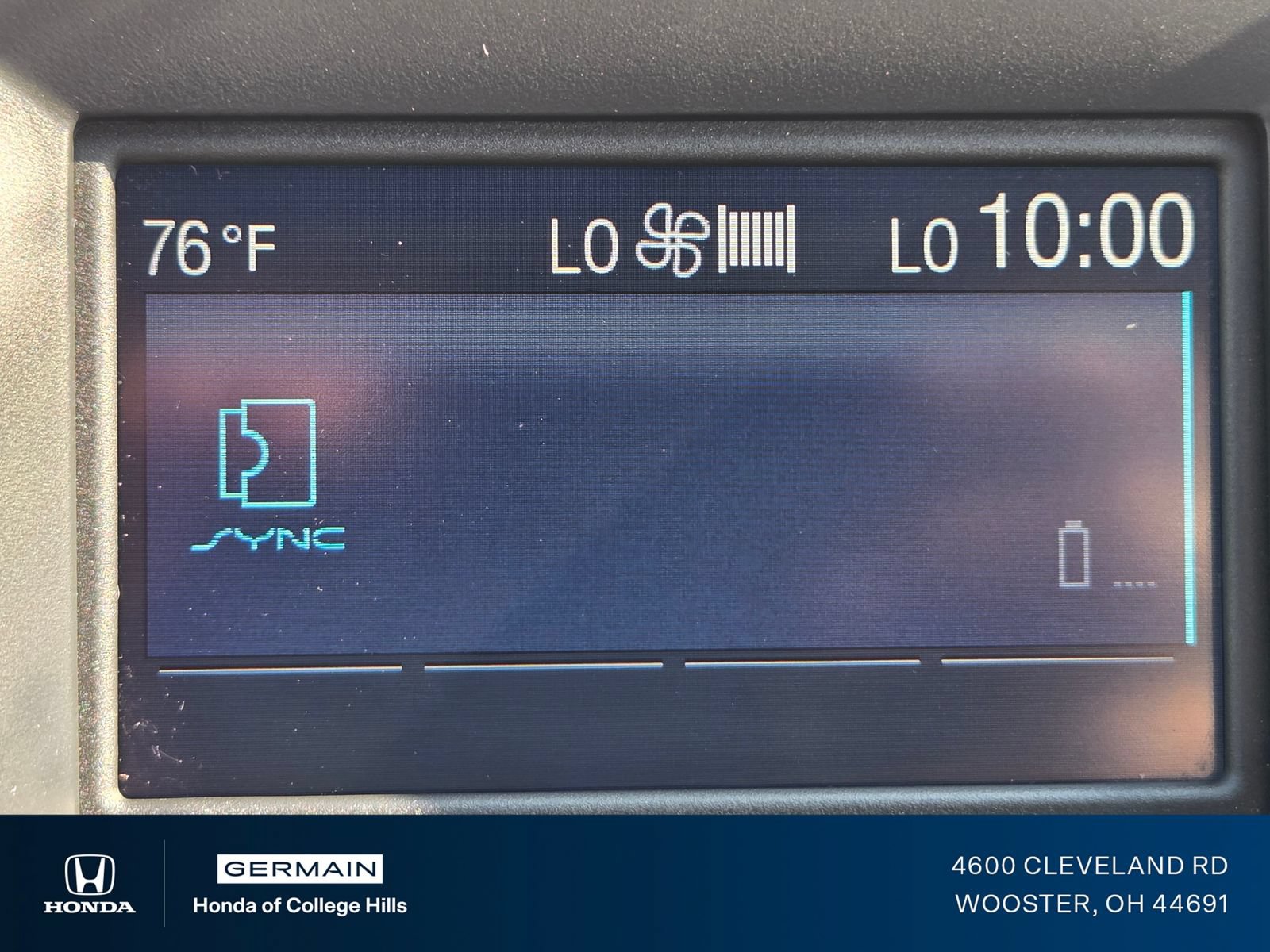 Used 2017 Ford Taurus SEL FWD image 9