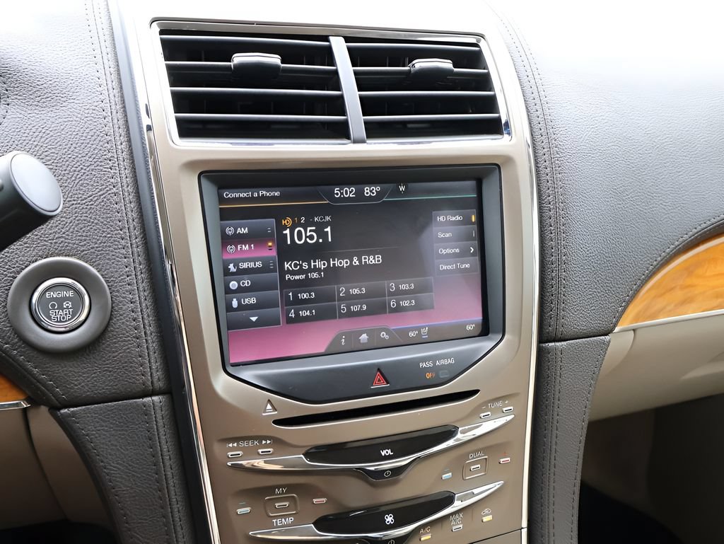 Used 2011 Lincoln MKX 2WD w/ 102A Rapid Spec Order Code image 22