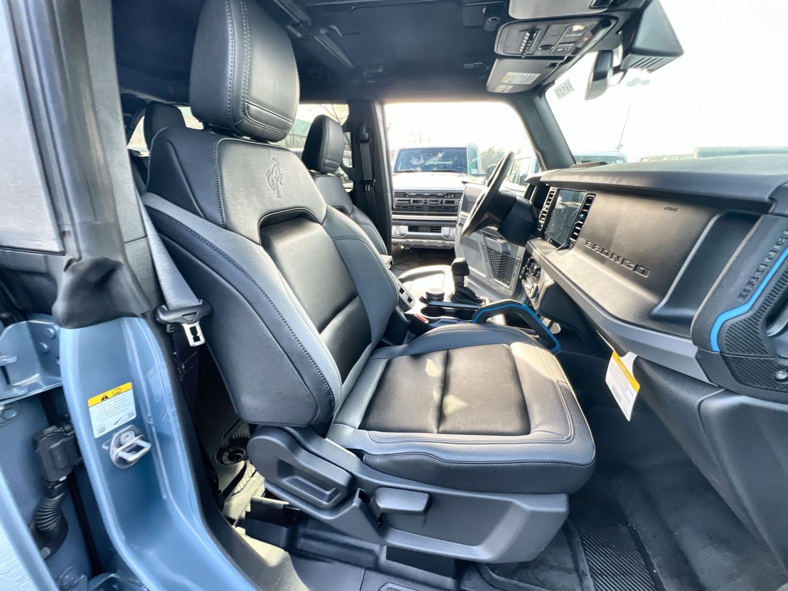 New 2024 Ford Bronco Black Diamond w/ Sasquatch Package image 34