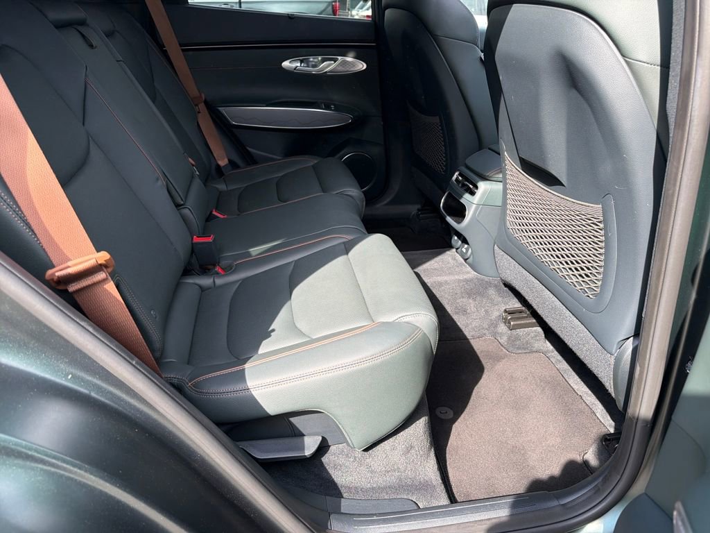 Used 2023 Genesis GV70 2.5T w/ Advanced Package image 36