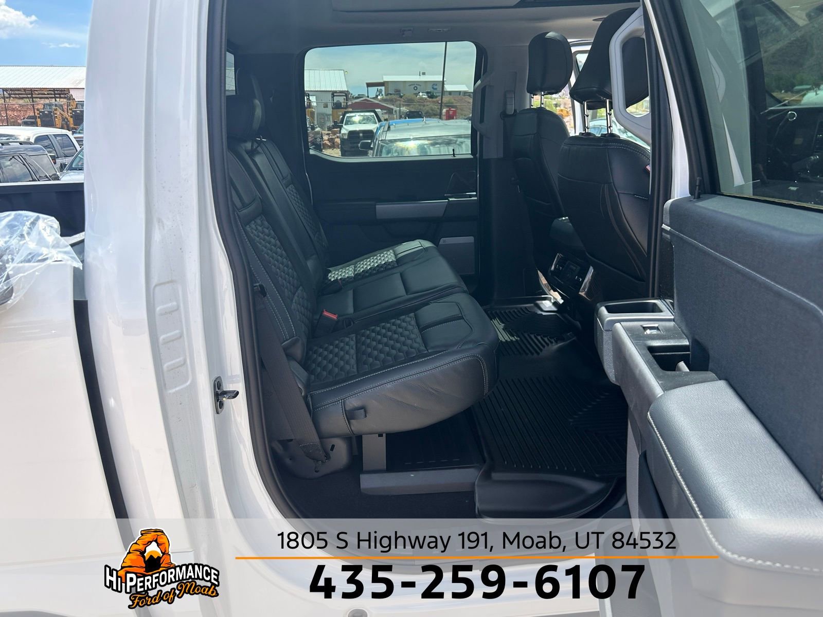 New 2025 Ford F250 Lariat w/ Lariat Ultimate Package image 42