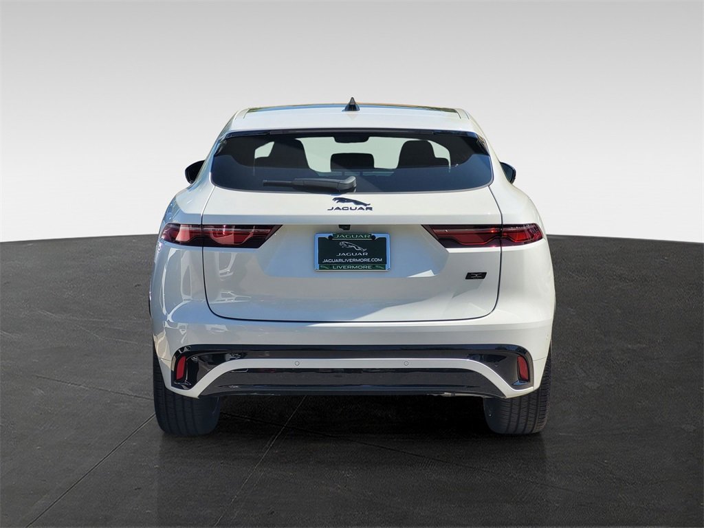 New 2026 Jaguar F-PACE R-Dynamic S image 5