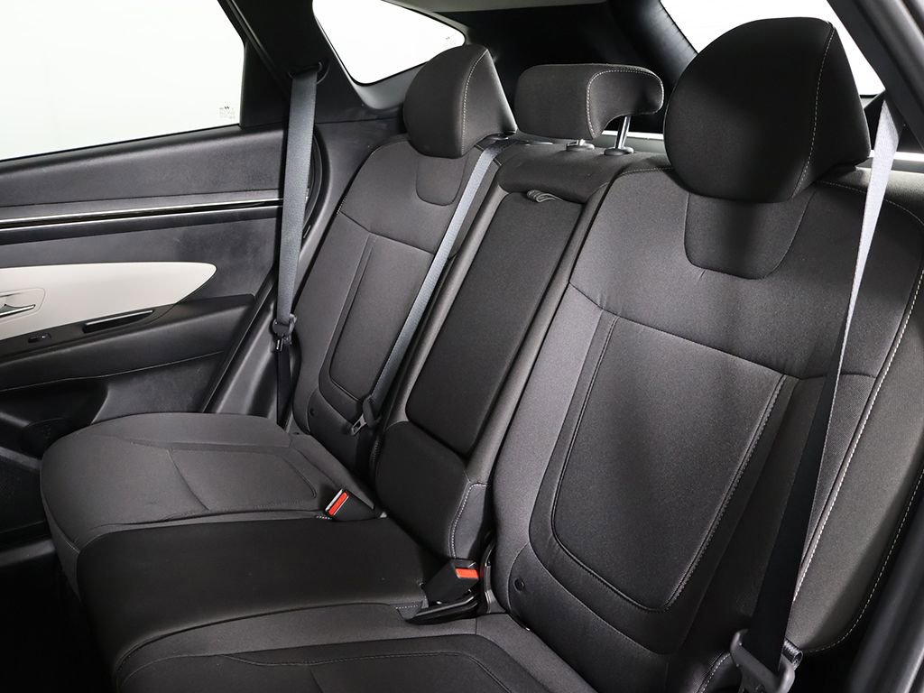 Used 2024 Hyundai Tucson SE image 27