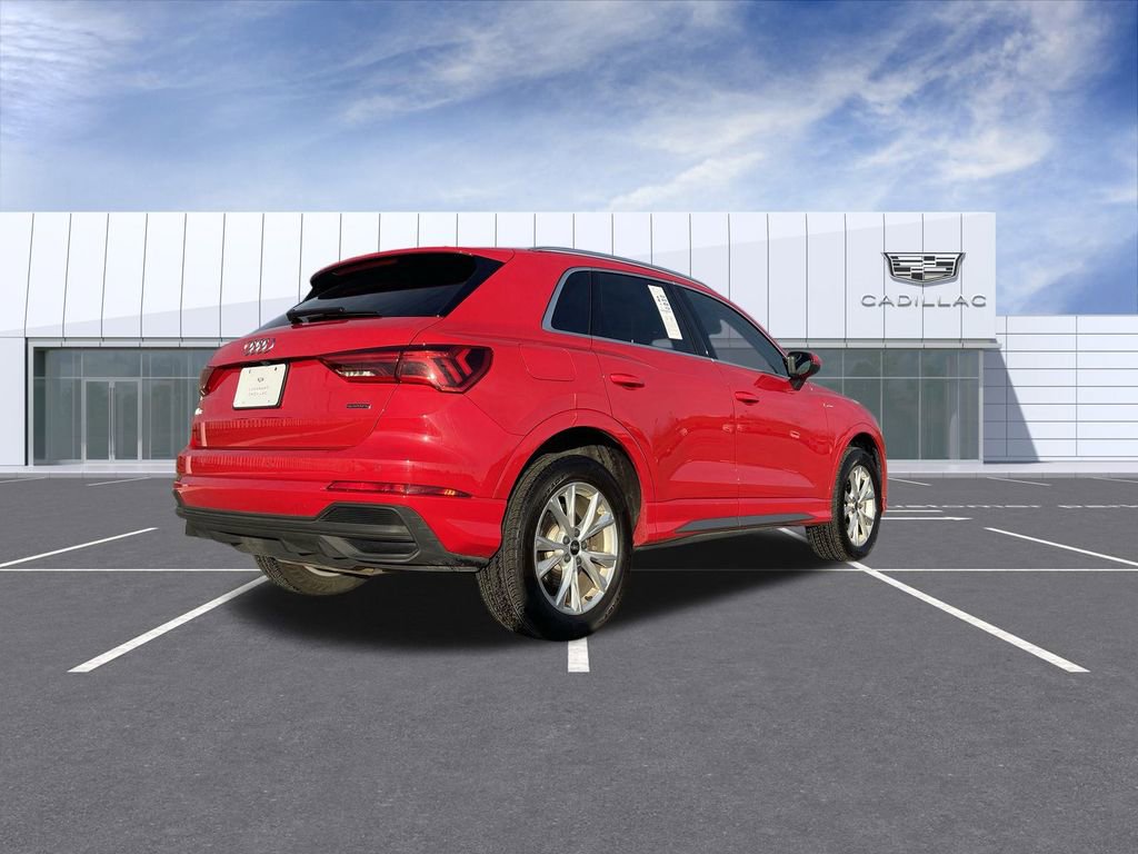 Used 2025 Audi Q3 2.0T Premium image 8