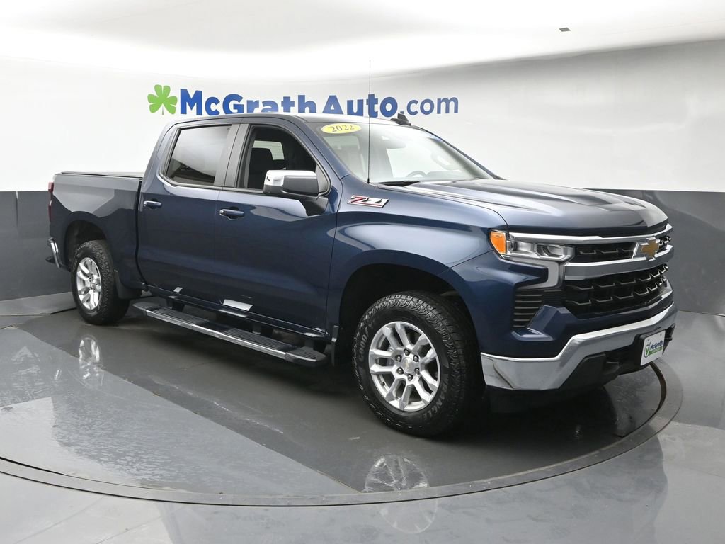 Used 2022 Chevrolet Silverado 1500 LT w/ Z71 Off-Road Package AWD/4WD image 2